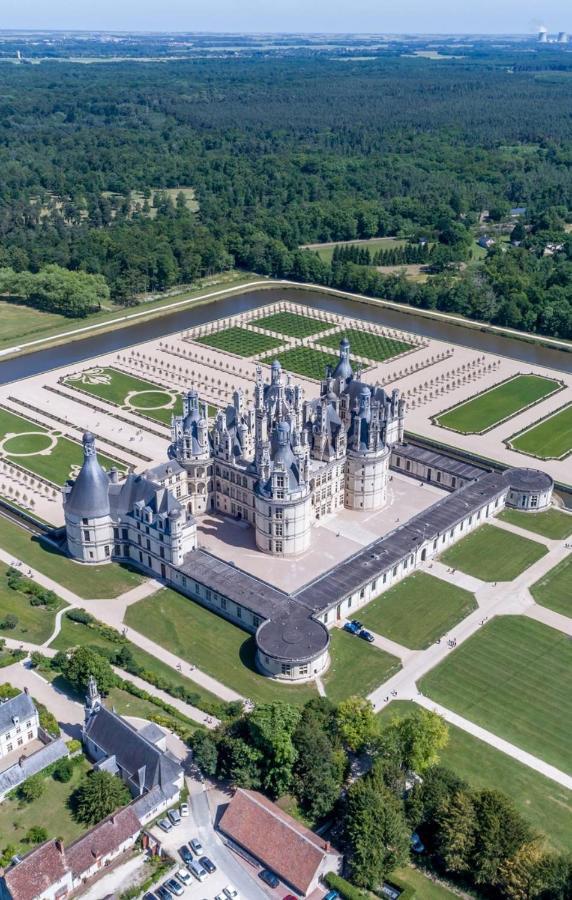 Caravane L'Attrape-Reve Aux Portes Du Chateau De Chambord Et Cheverny 蒙特普利斯尚伯德 外观 照片
